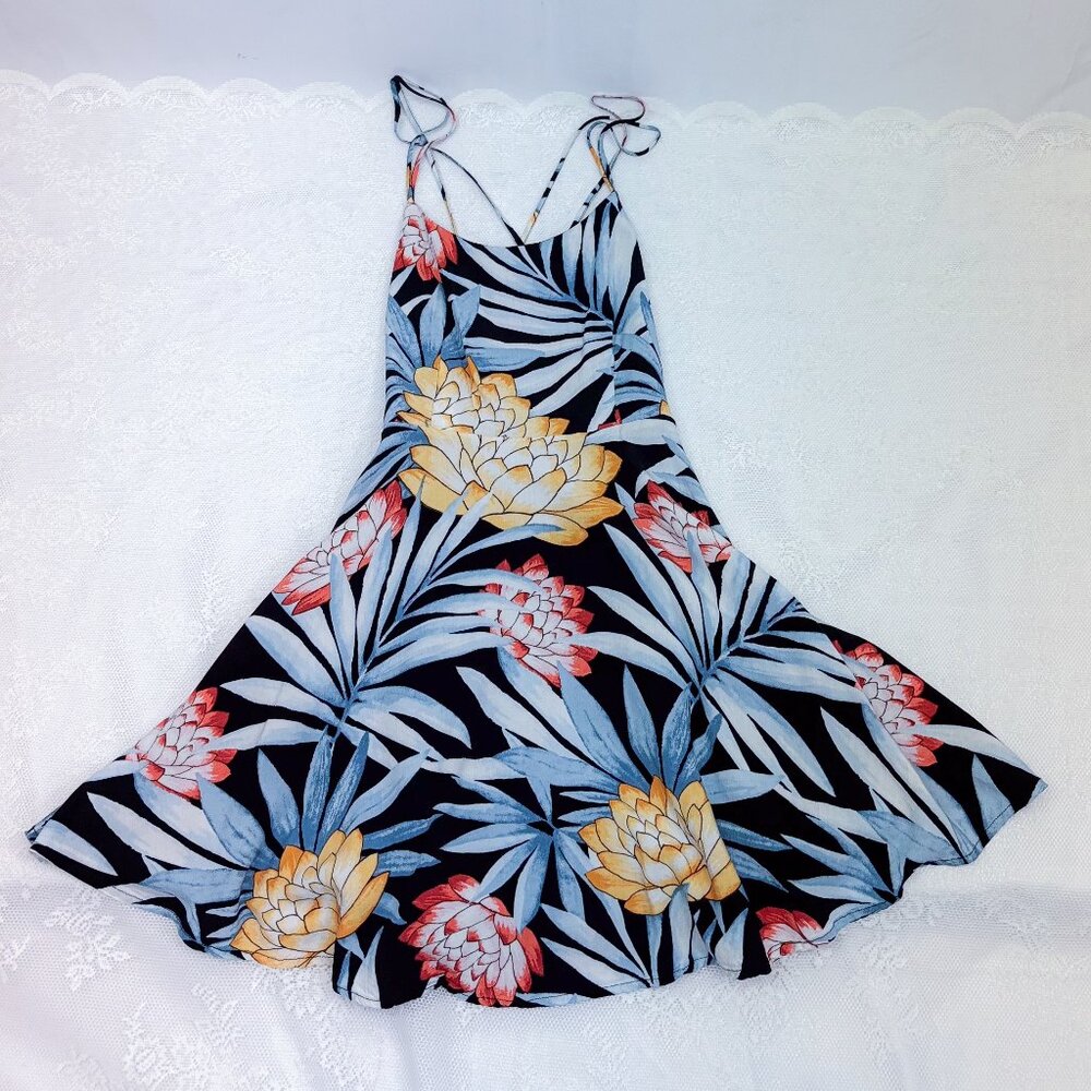 Forever 21 Tropical Dress Open Back Flirty Mini Style Summer Vibe
